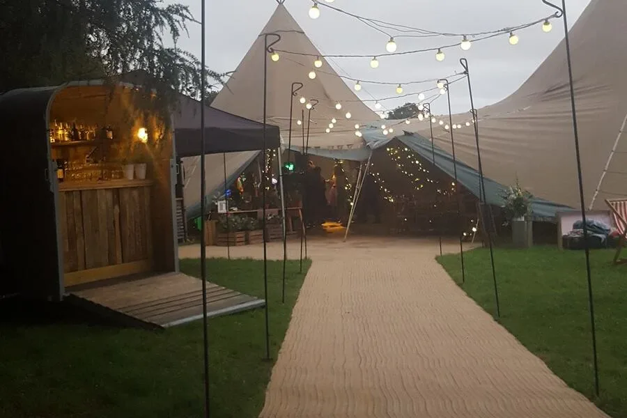 Evening tipi wedding, string lights — HGFD Yorkshire